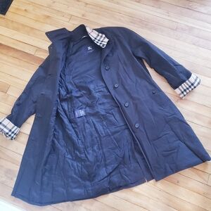 BURBERRY LONDON Button Front Trench Coat - Fully Lined - Charcoal Black 10 R